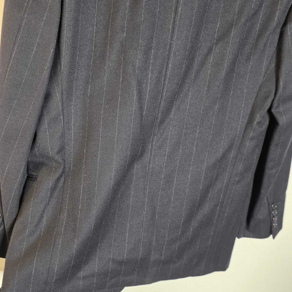 Valentino Vintage Blue Men's Pinstripe Blazer **Size Not marked Great Condition